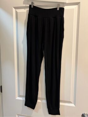 Cozy Earth Black Ribbed Joggers